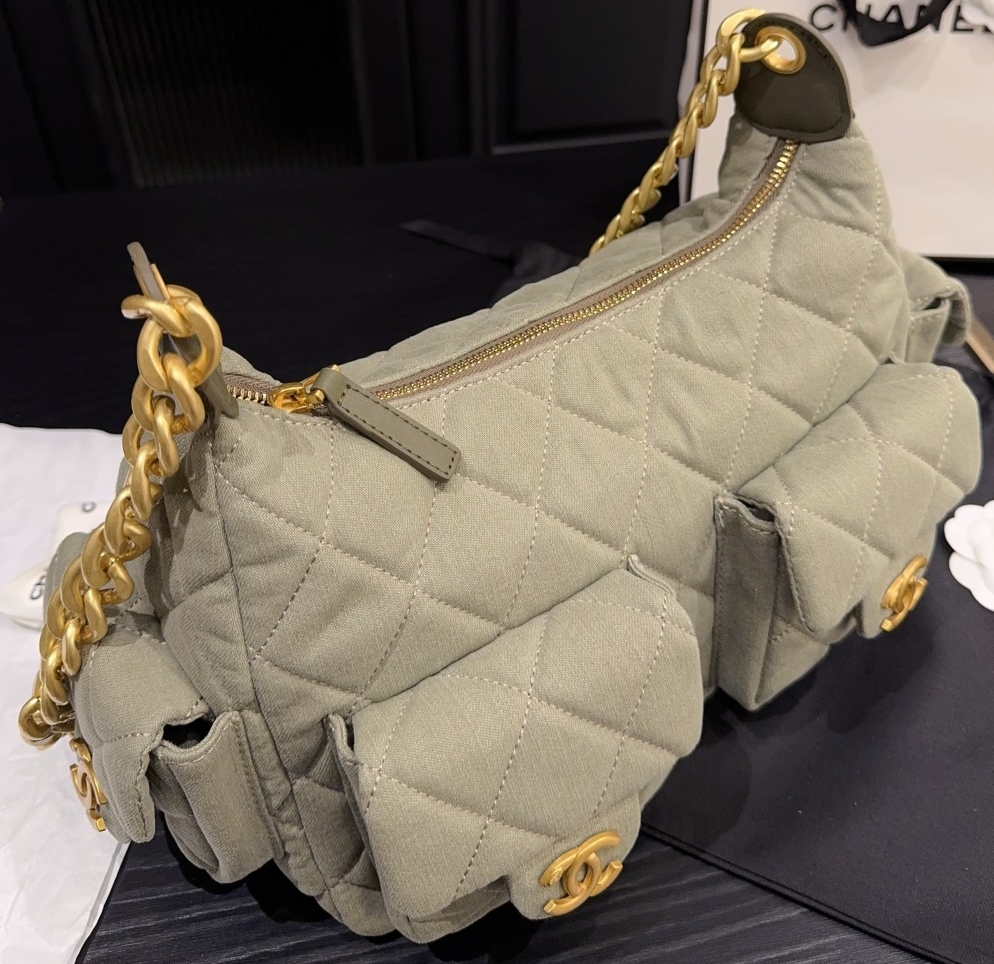 ãð¥Special Offersð¥ãChanel Cambon Ligne Small Reporter Bag