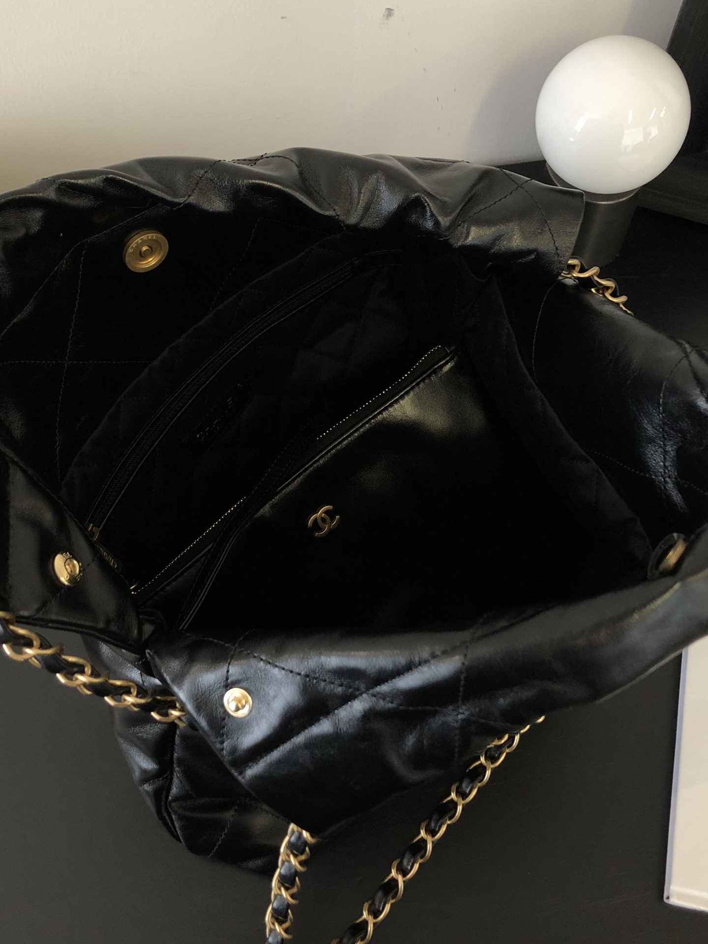 CHANEL 22 Small Handbag