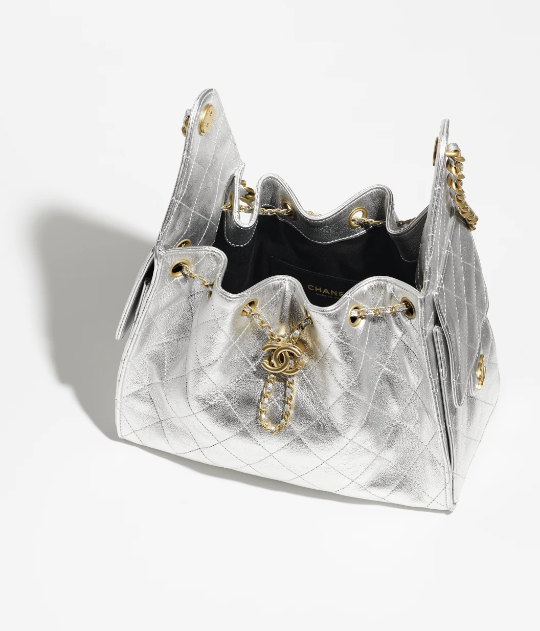 CHANEL 25 Small Handbag