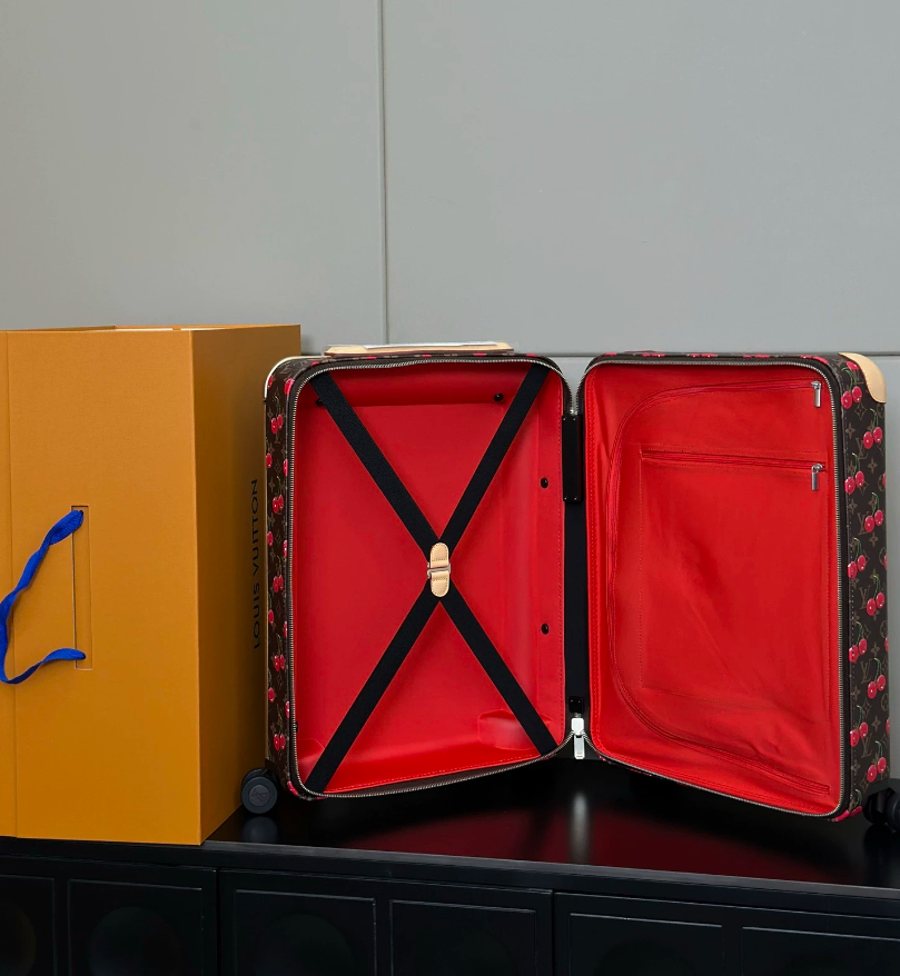 LV x TM Horizon 55 M13789