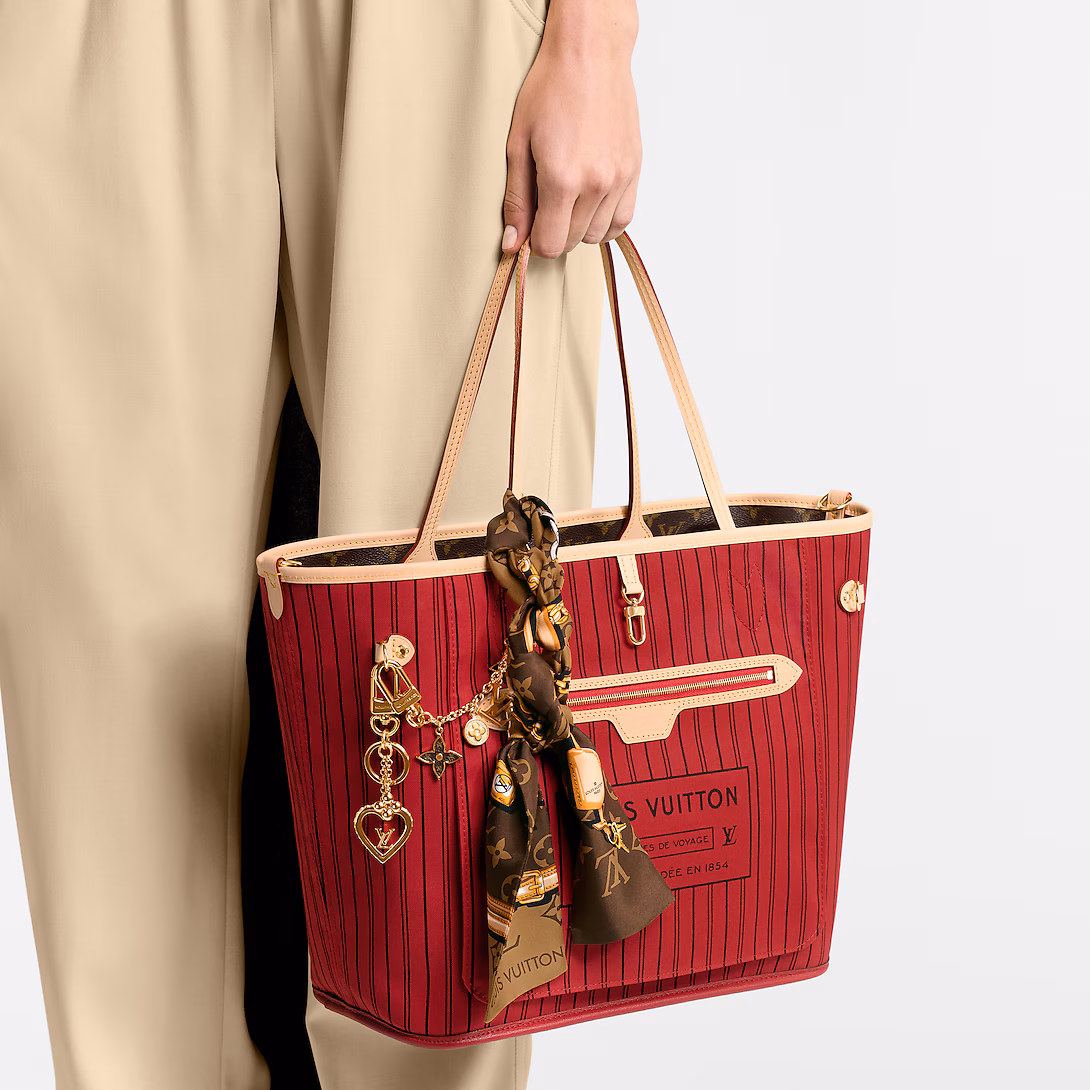 LV Spring Street Chain Bag Charm M01188